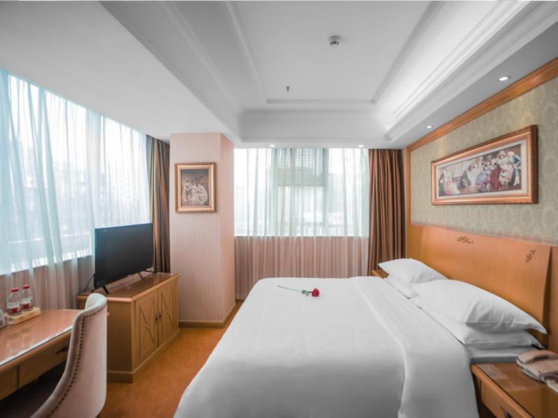 Vienna Hotel Shenzhen Buji Ganli Road Exterior photo